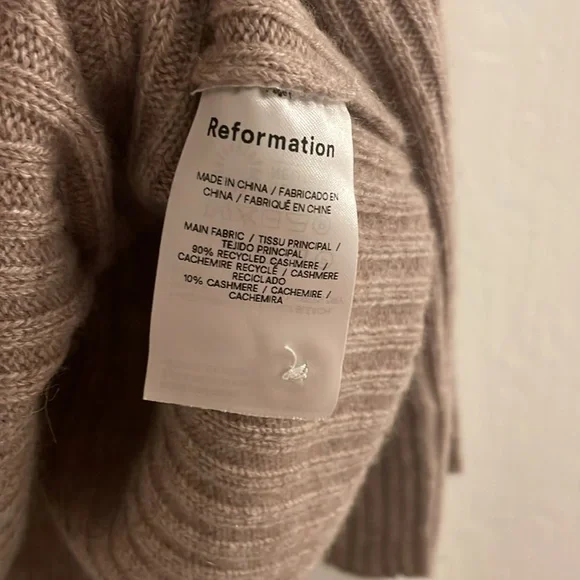 REFORMATION Fantino Cardigan in Oatmeal - Picture 4 of 4